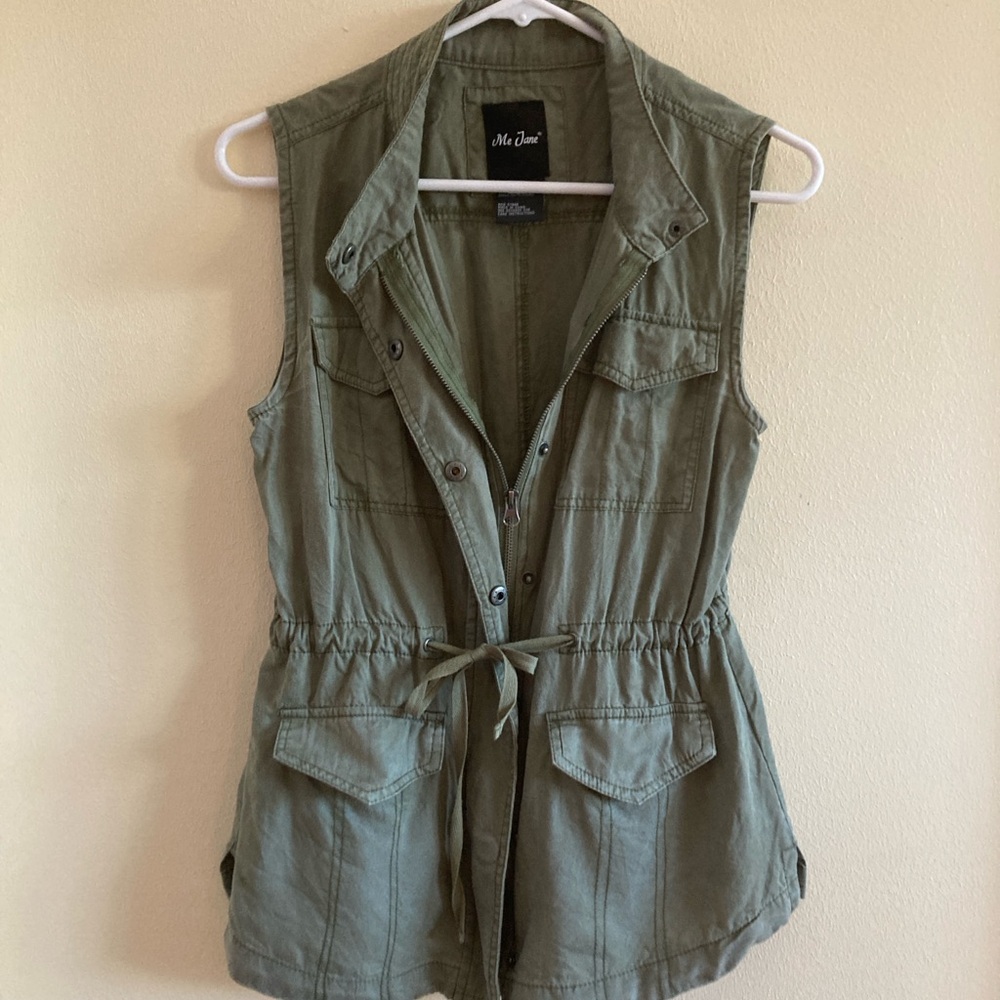 Me Jane Women's Olive Green Vest